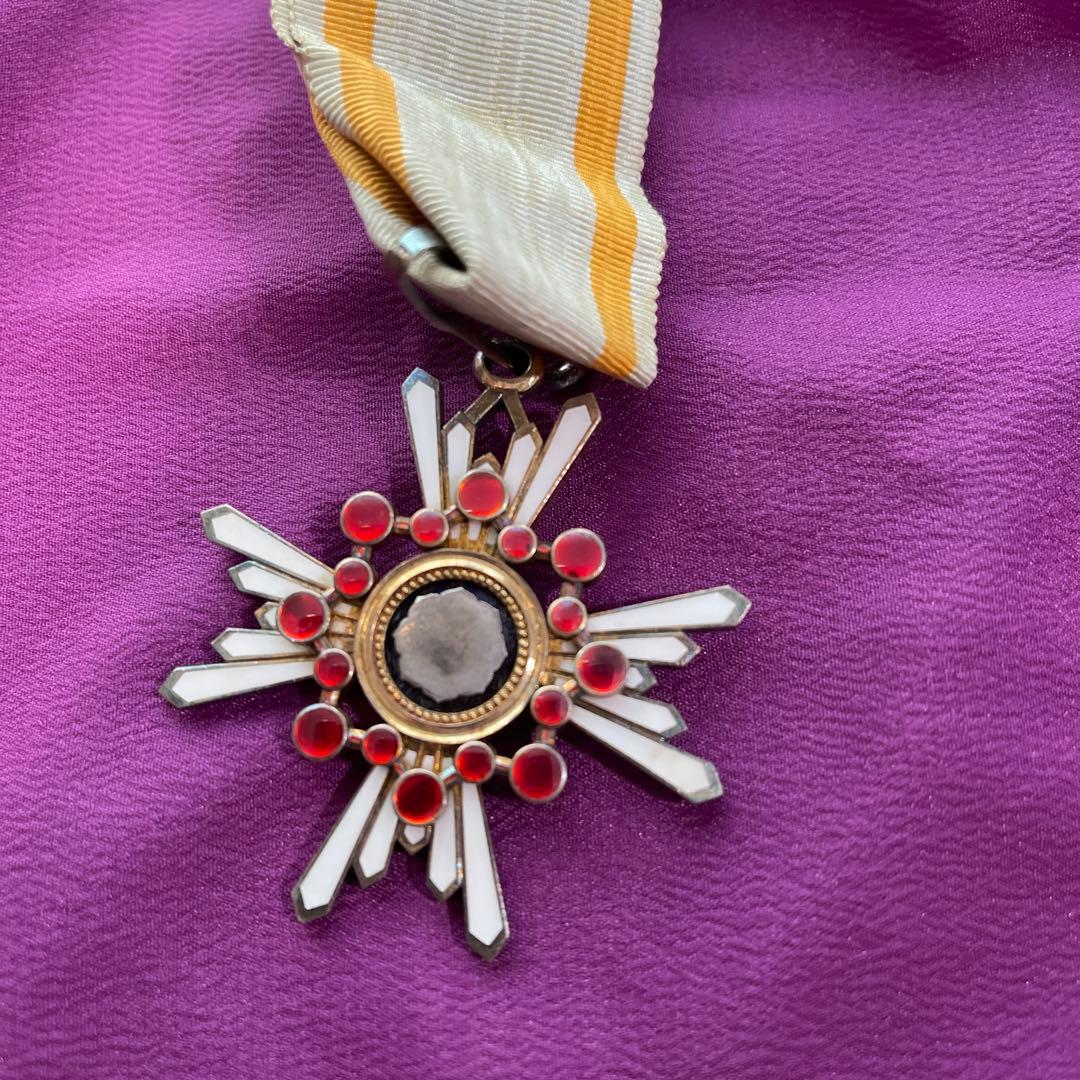 勲三等瑞宝章（箱付） 旧日本軍 - メルカリ