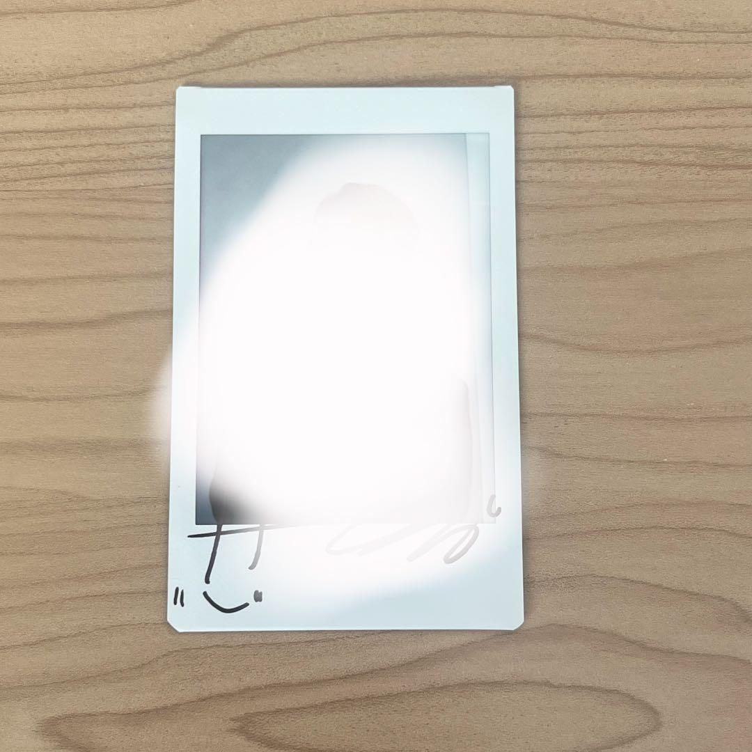 xikers ジンシク サイン入り ポラ ポラロイド チェキ xikers 直筆サイン入り チェキ ポラロイド ジンシク まとめ売り - メルカリ