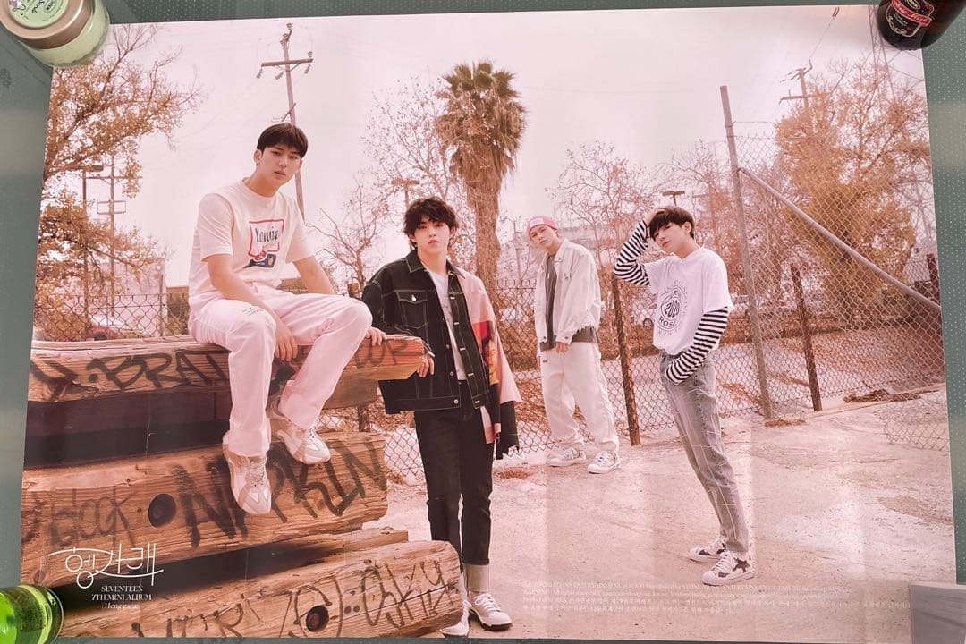 SEVENTEEN アルバム/トレカ/ポスターまとめ売り⭐️ - メルカリ