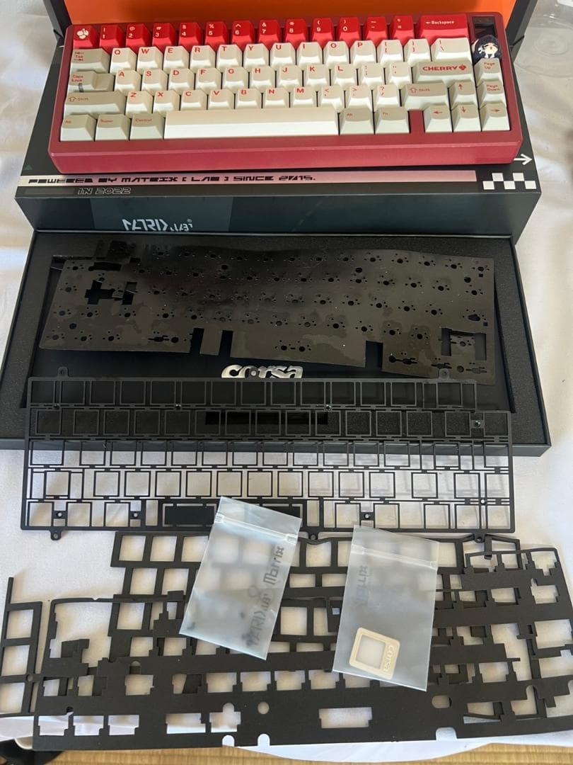 matrix 6XV 3.0 Corsa PVD Maroon 自作キーボード