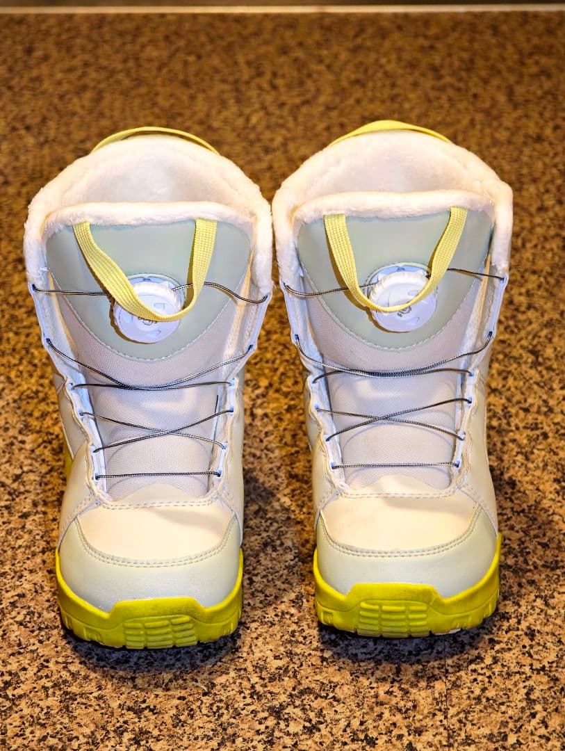 VECTOR 子ども用スノーボードブーツ 22.5cm。