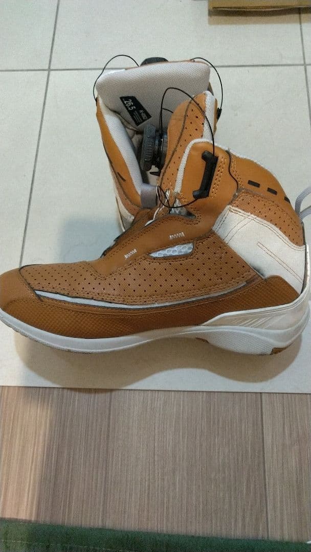 クシタニ フローシューズ 26.5cm