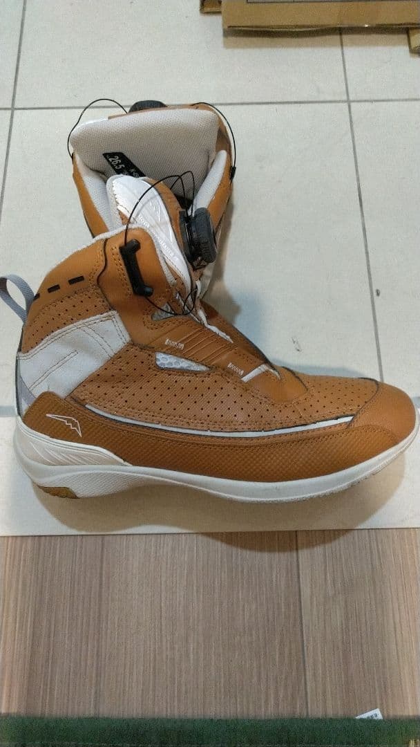 クシタニ フローシューズ 26.5cm