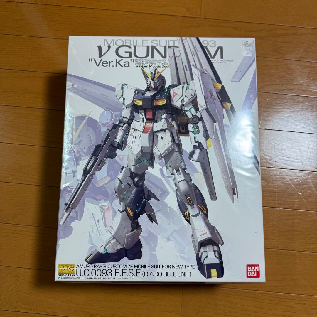 MG 1/100 νガンダム Ver. MG 1/100 νガンダム Ver.Ka | 機動戦士ガンダム 逆襲のシャア