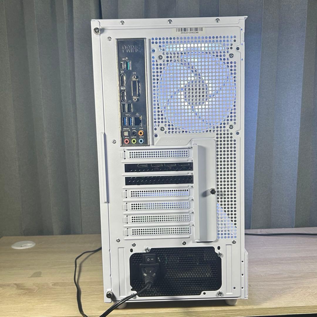 超高性能 白 ゲーミングPC RTX3070 Windows11 ワイルズ快適 ドスパラ