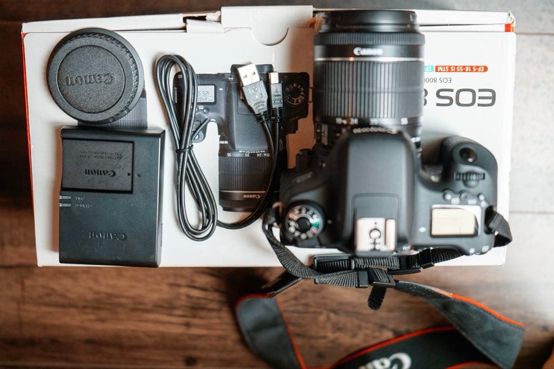 コンニチハ様専用‼️canon 8000D＋zoom lens18-55