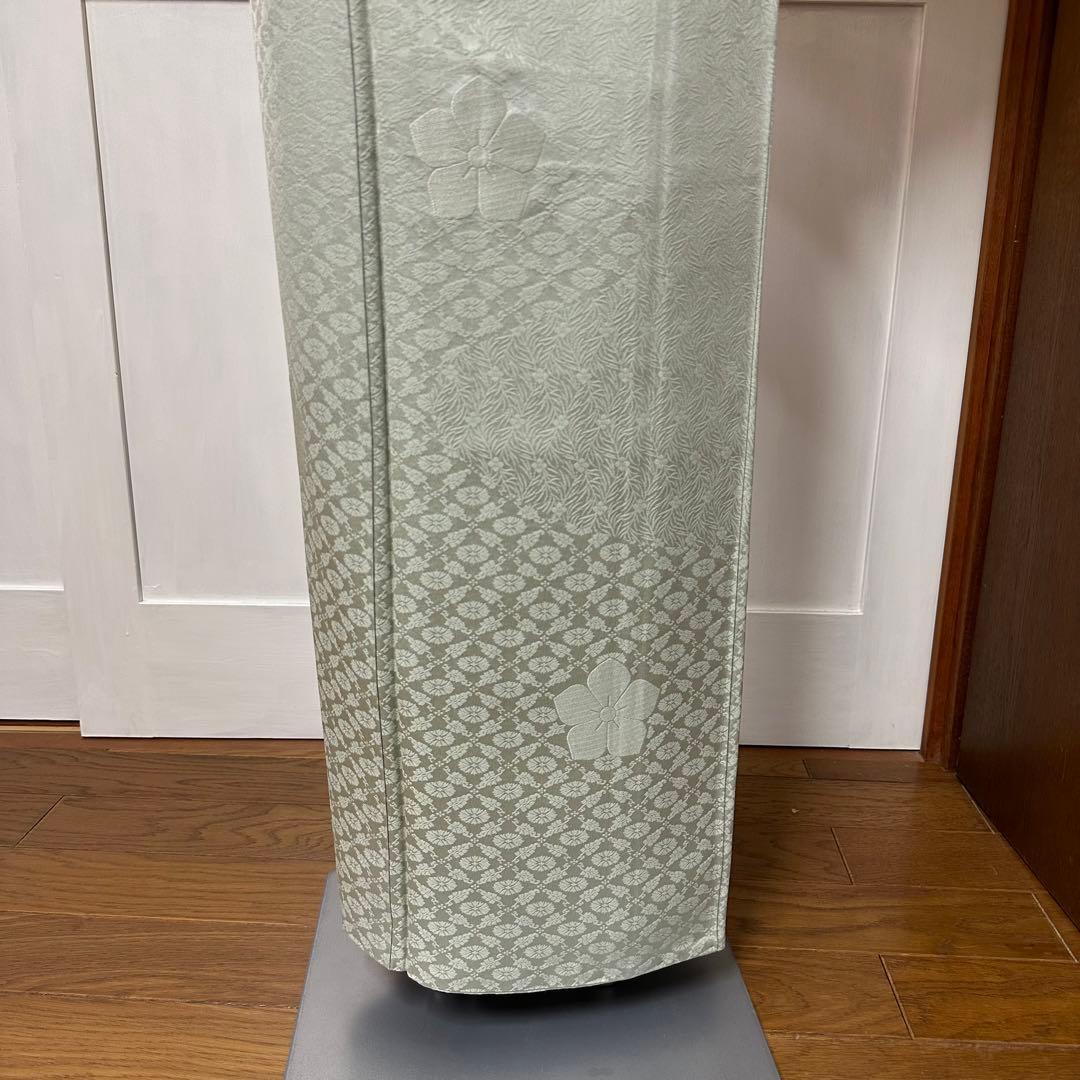 色無地 袷 正絹 一ツ紋 草花地紋 青磁鼠色 身丈151裄64サイズ小さめ