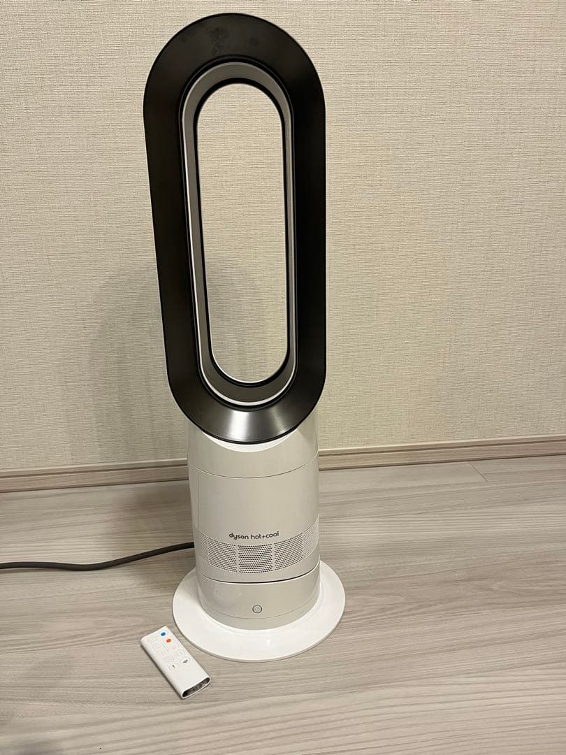 美品！】ダイソン AM09 Hot Cool セラミックファンヒーター - メルカリ