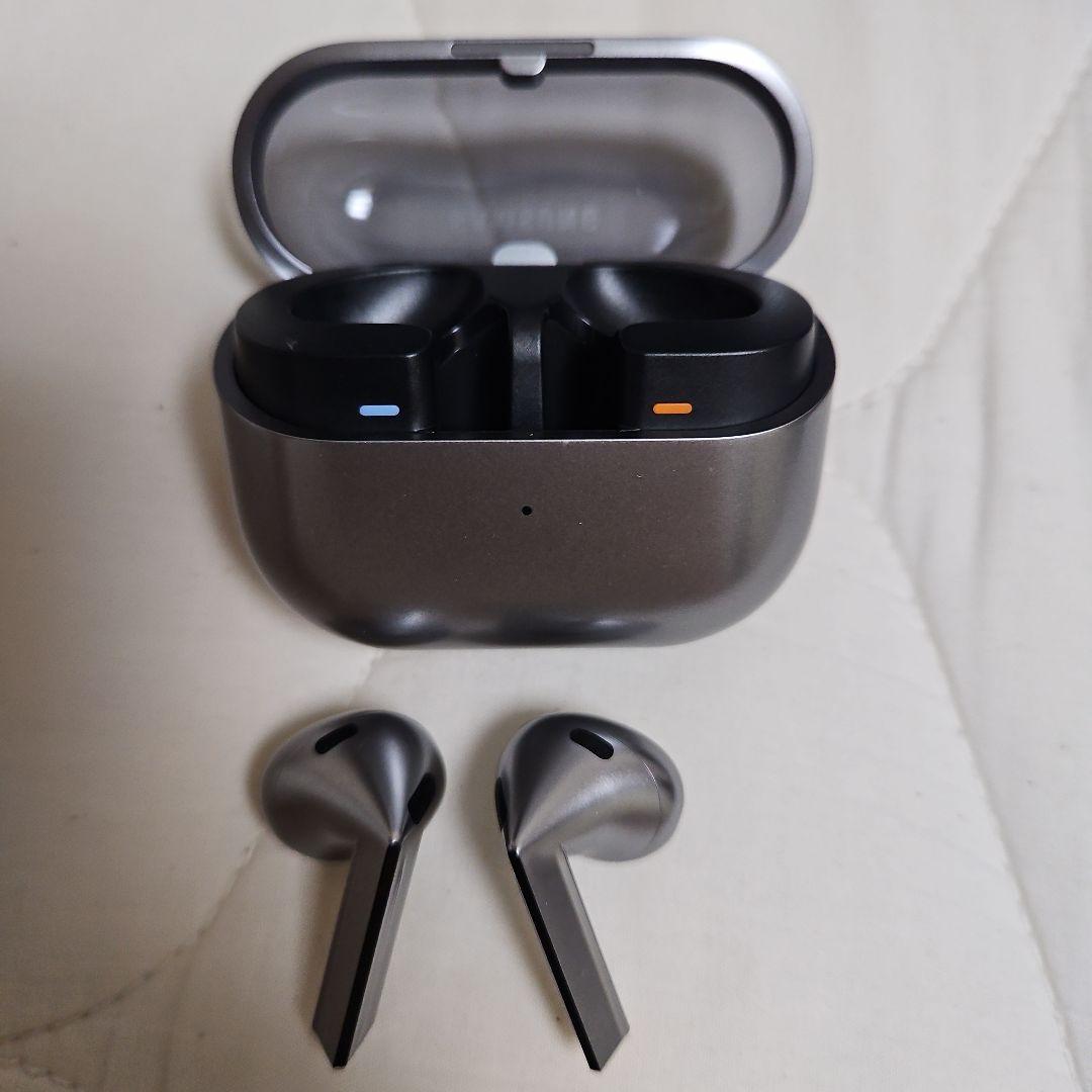 Samsung Galaxy Buds3 グレー 充電ケース・ボックス付き