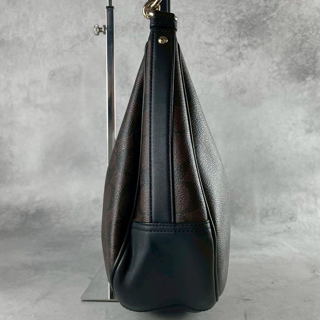 ✨極美品✨コーチ ワンショルダーバッグ 2way ハーフムーン