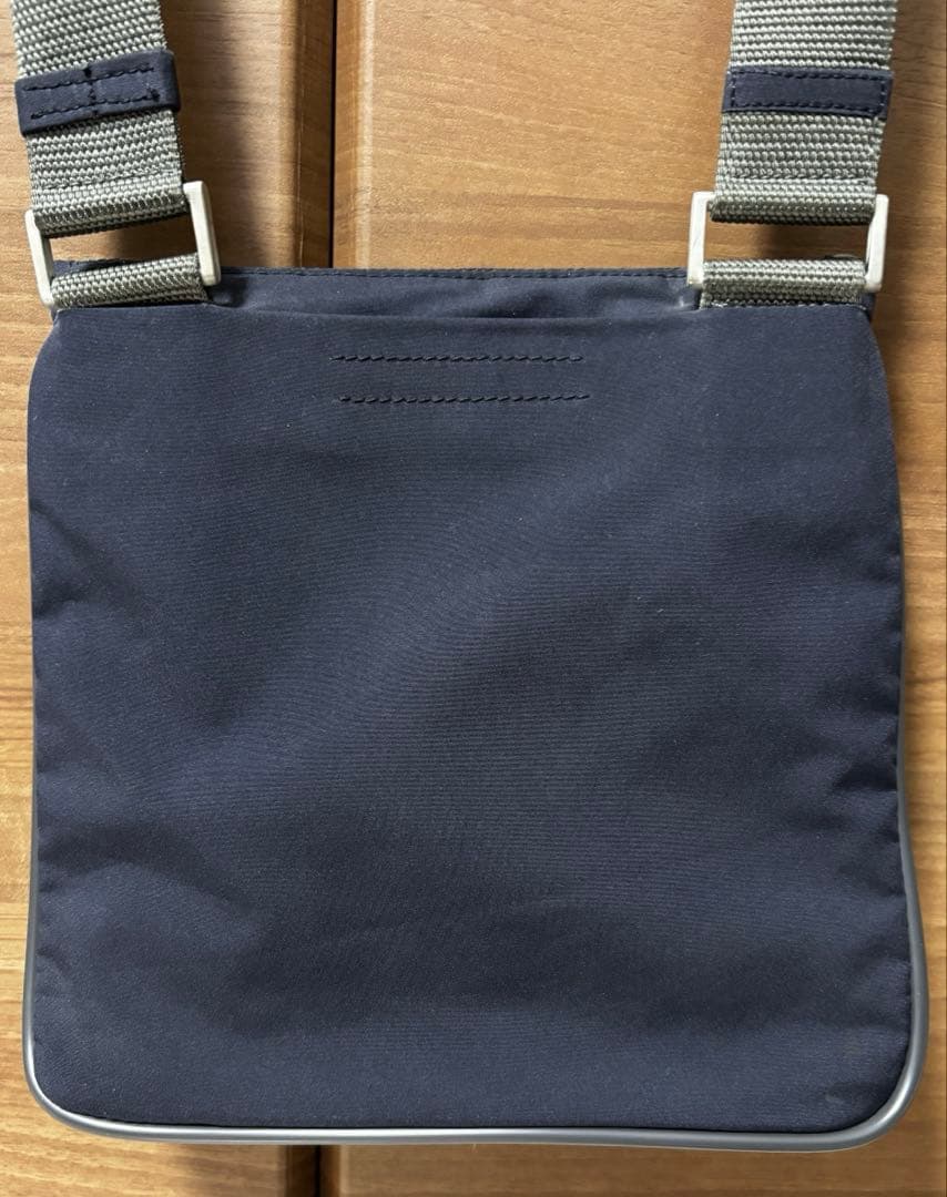 PRADAショルダーバック Art.4VA032 Mat.Y47 - メルカリ