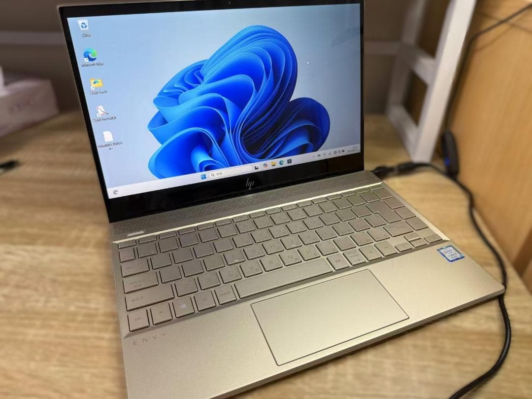 HP Laptop 13 第八世代 i5 Office2021付きg