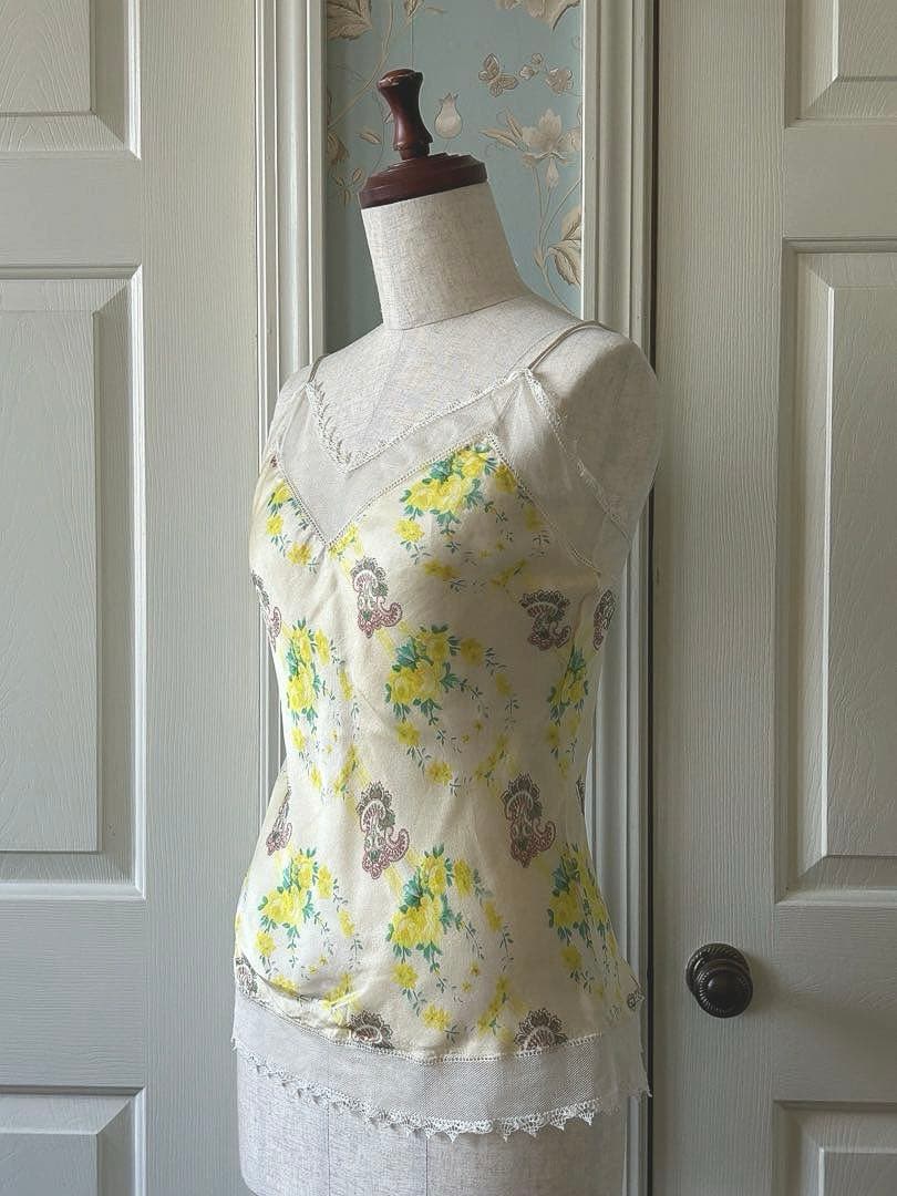 ☆極美品☆アレキサンダーマックイーン☆美しい花柄キャミソール