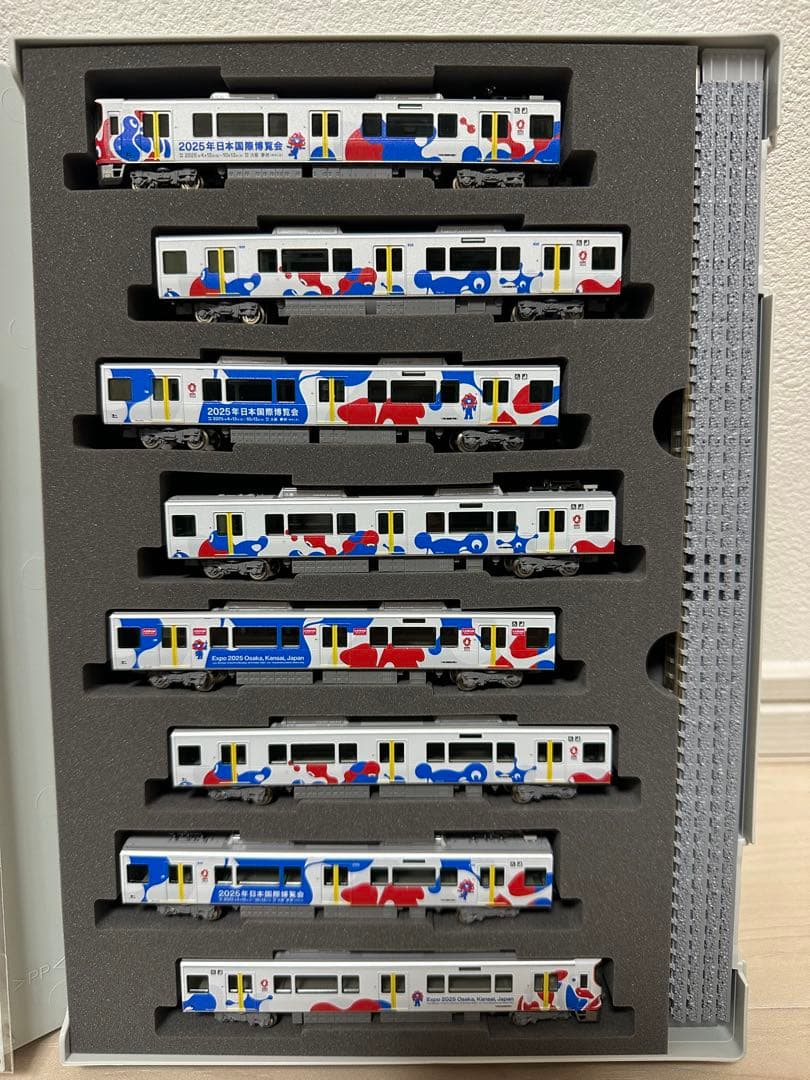 会場限定品]TOMIX 323系 大阪·関西万博ラッピング レール付きセット