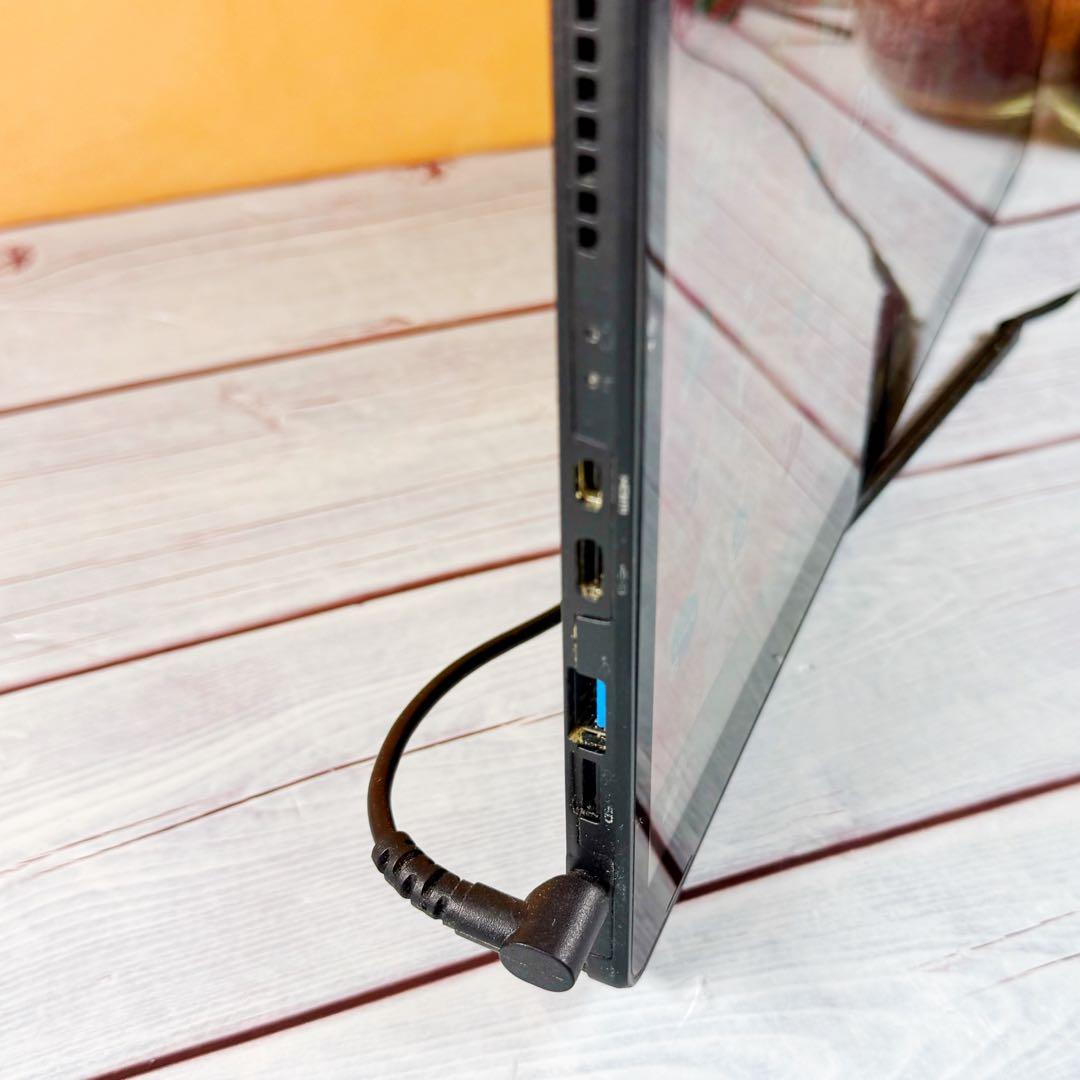 Fujitsu お絵描き☘️Windowsタブレット✨タッチペン付☘️SSD