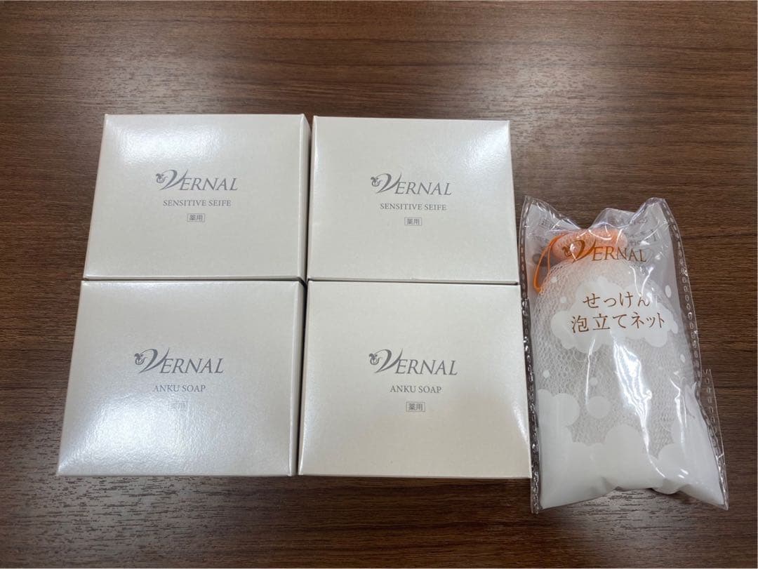 新品未開封 ヴァーナル アンクソープ センシティブザイフ 各2個ずつ合計4個 Amazon | ヴァーナル ベーシックミニソープセット（アンクソープ1個