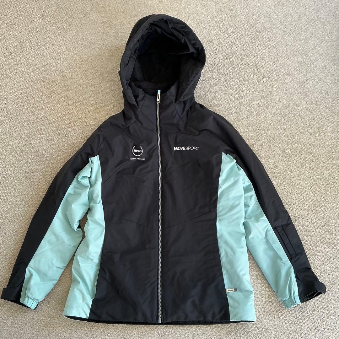 女性用スキーウェア上下セット デサント　MOVE SPORT Mサイズ MOVESPORT DESCENTE デサント スキーウェア 上下セット INSULATED SUIT