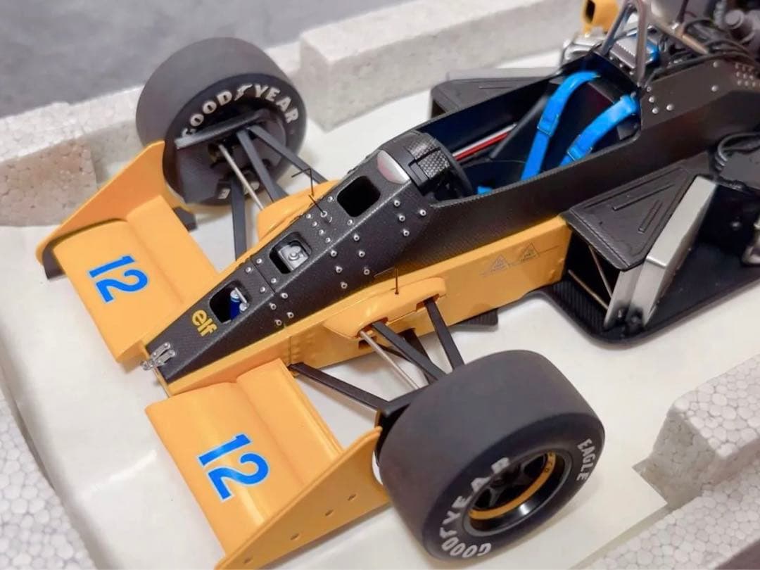 AUTOart 1/18 ロータス 99T ホンダ 日本GP アイルトン・セナ - メルカリ
