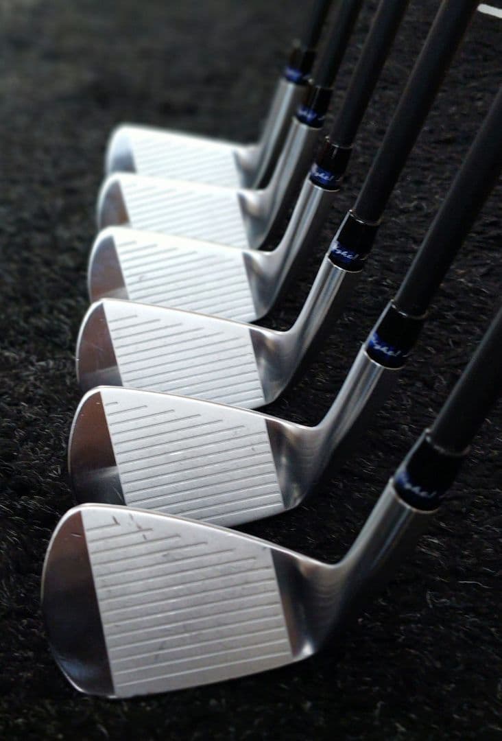 三浦技研TC102 TRAVIL75R 5-PW6本 - メルカリ