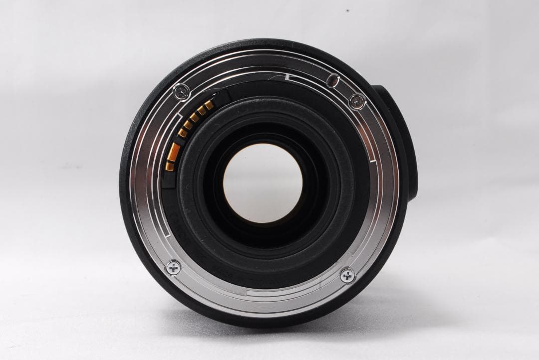✨美品✨Canon EF-S 18-135mm F3.5-5.6 IS