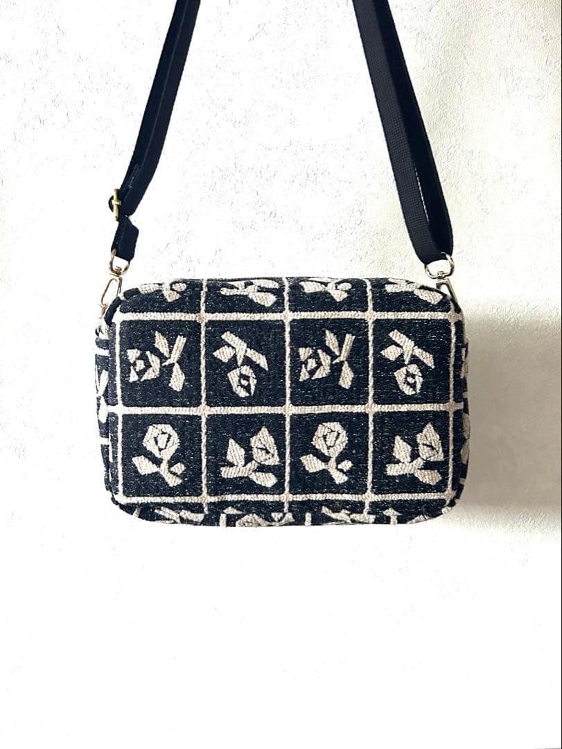 ミナペルホネン lulu(small) ショルダーバック 2025.4.29 mina perhonen lululu bag (S)…¥8,800(tax inc.) socks