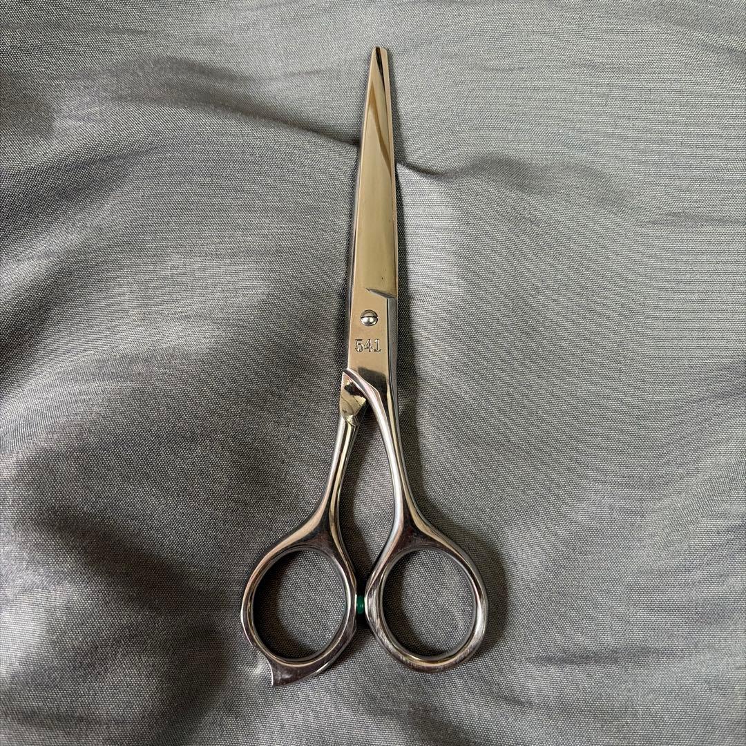 レア？】ヒカリシザー ミニ 特殊小指掛け - メルカリ