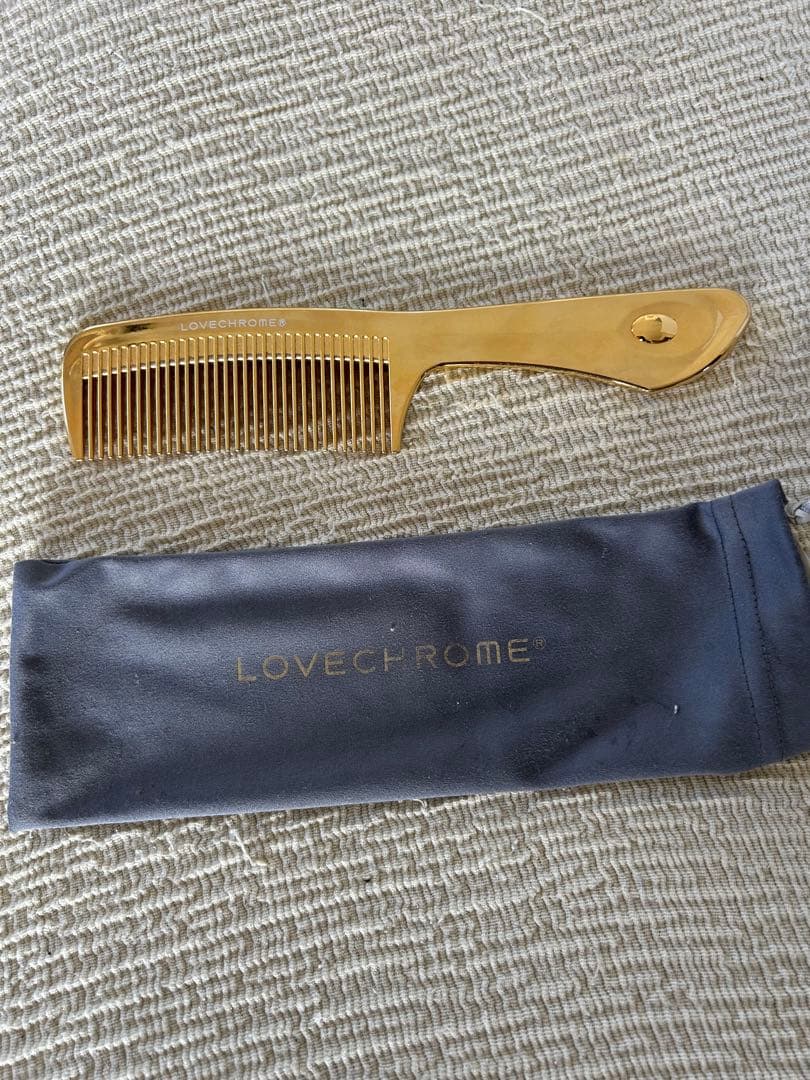 LOVECHROME 金属製コーム 日本製 CDL TOKYOより、LOVECHROMEコラボ第二弾となる限定コームが登場。月光