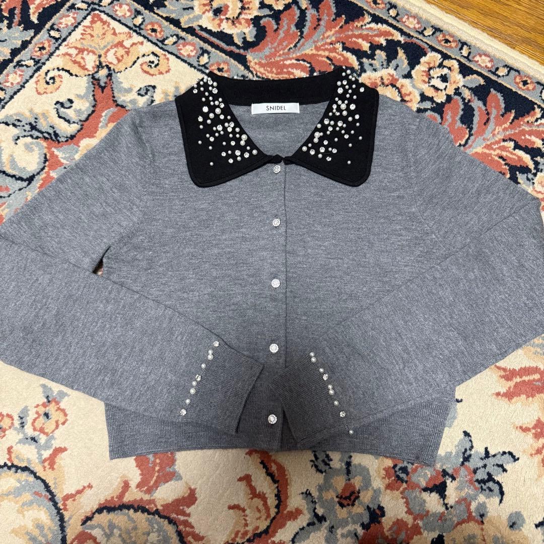美品】SNIDEL スナイデル ビジューカラーニットカーディガン GRY