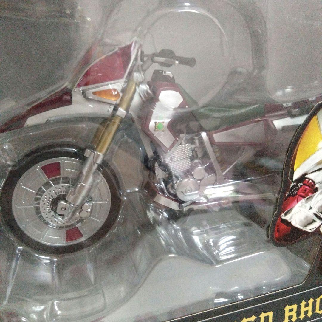 S.H.Figuarts　仮面ライダーギャレン＆レッドランバスセット