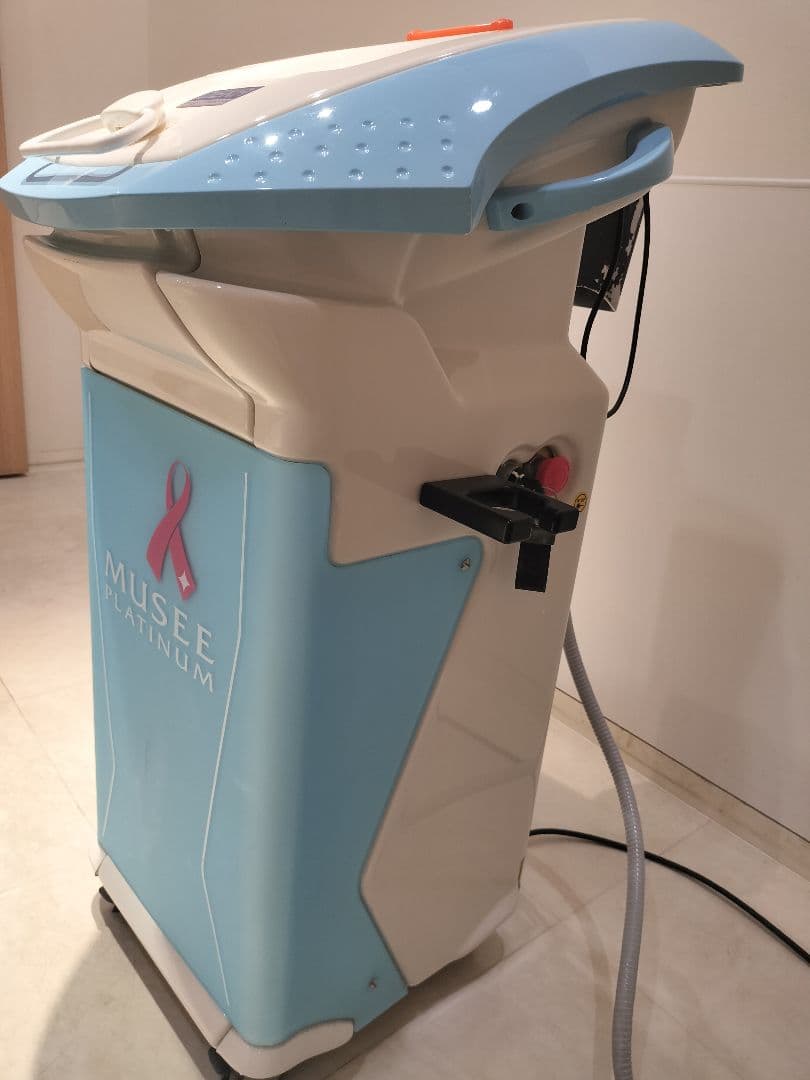 DEKA MUSEE PLATINUM 業務用脱毛器 脱毛エステ店の方へオススメ - メルカリ