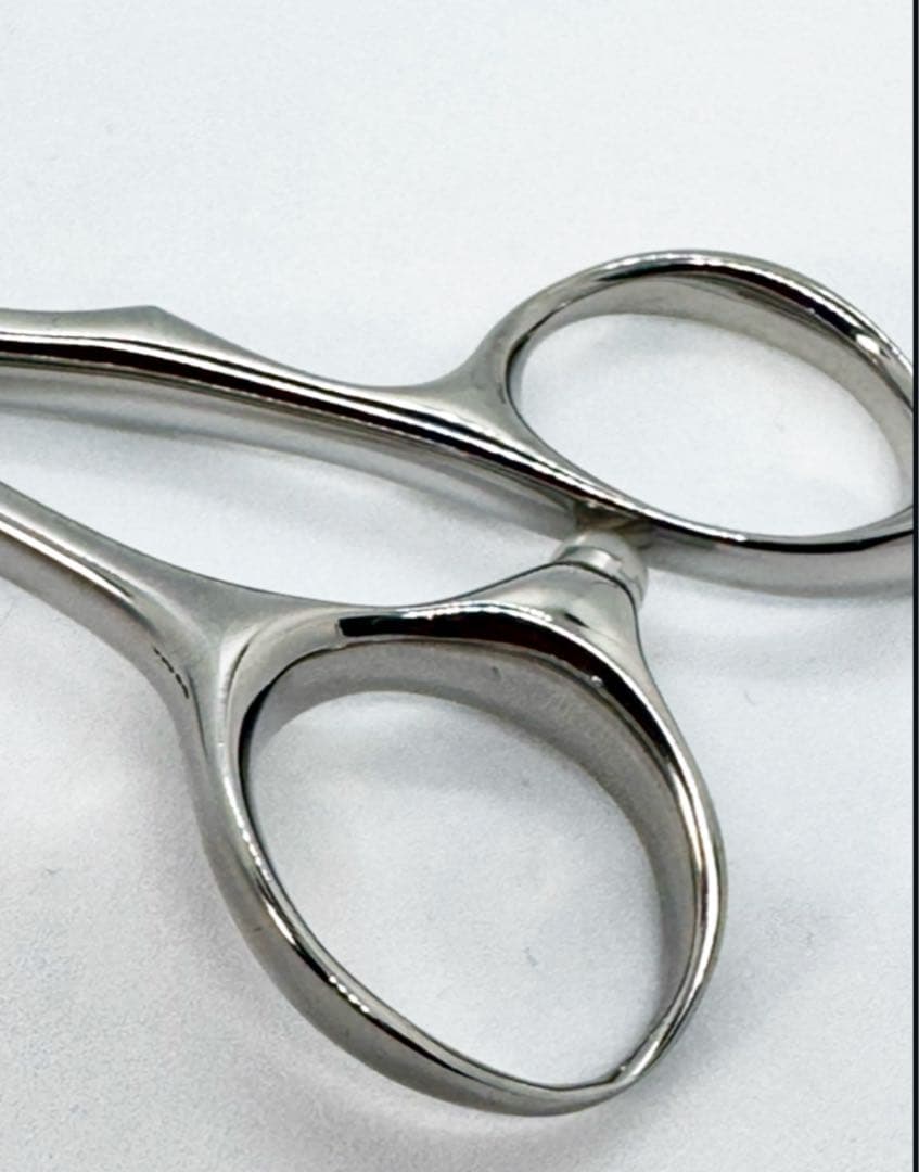 ③評価多数●女性●6.5インチシザー●ゴバルト●1/4剣刃●美容●理容●美容師鋏