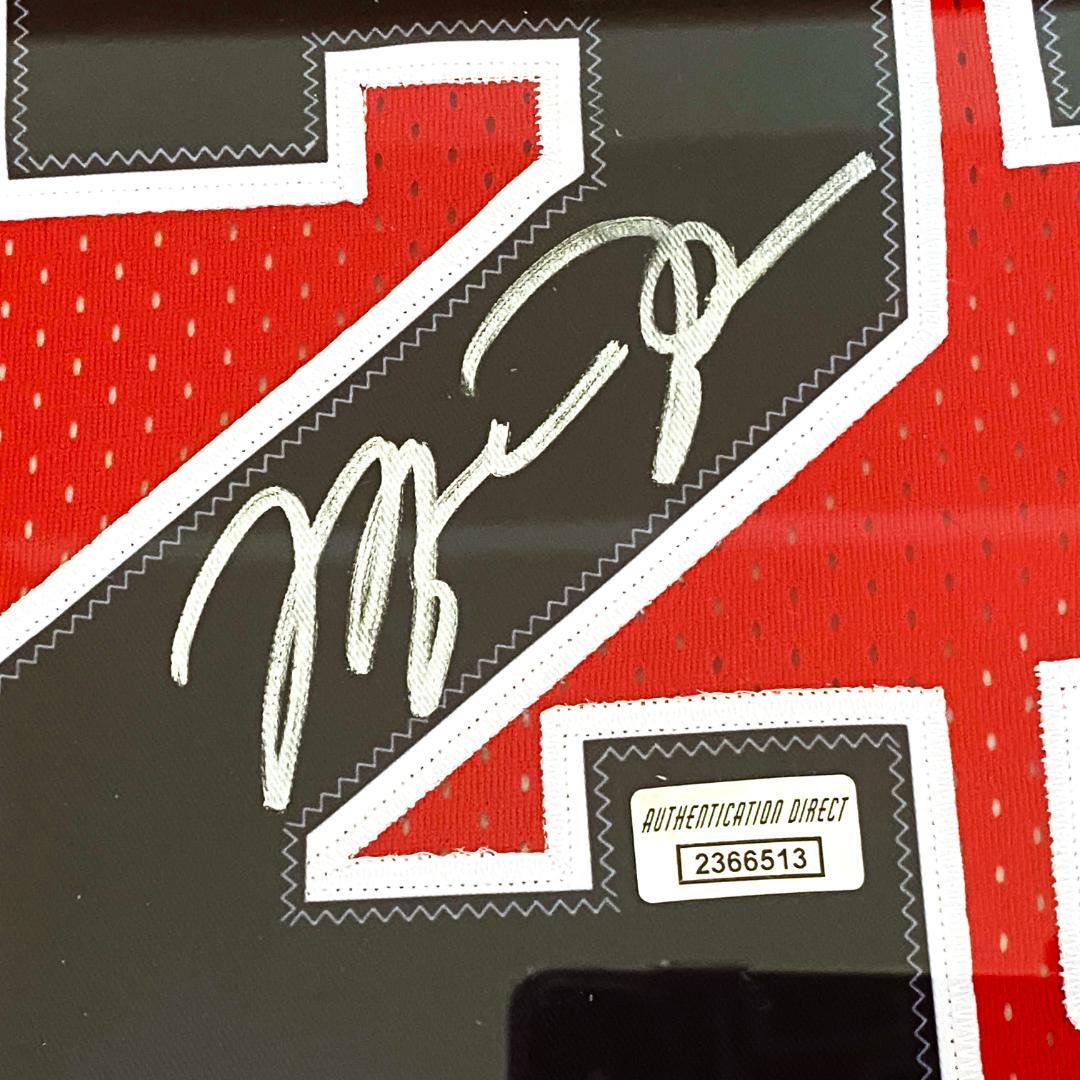 至宝】マイケル・ジョーダン☆直筆サイン入りユニフォーム☆額装済