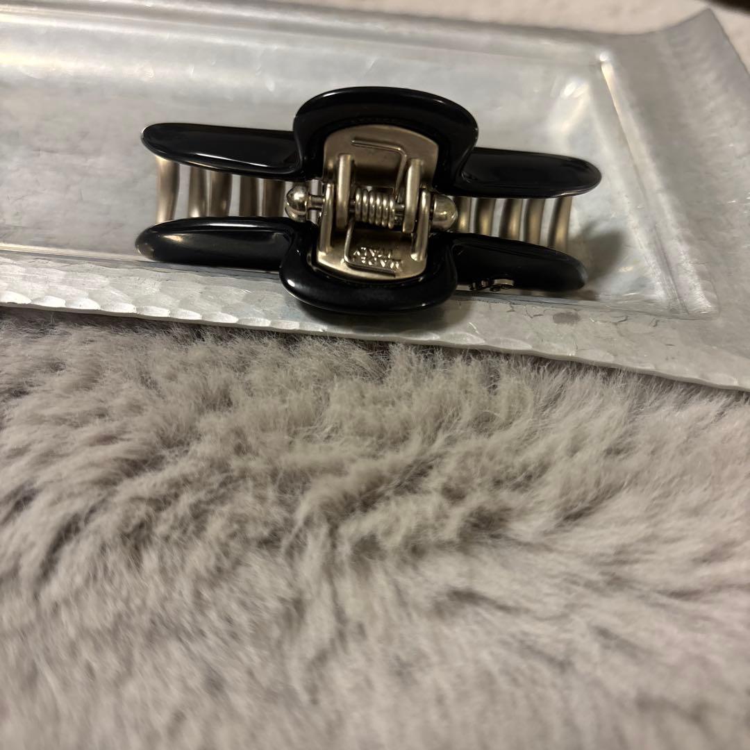 acca Mサイズ 黒 シルバー クリップヘアアクセサリー