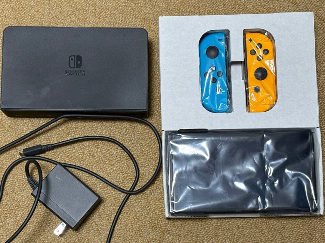 Nintendo Switch 有機ELモデル本体 青・オレンジ ジョイコン付き Nintendo Switch 本体 青/オレンジ ジョイコン付き - メルカリ