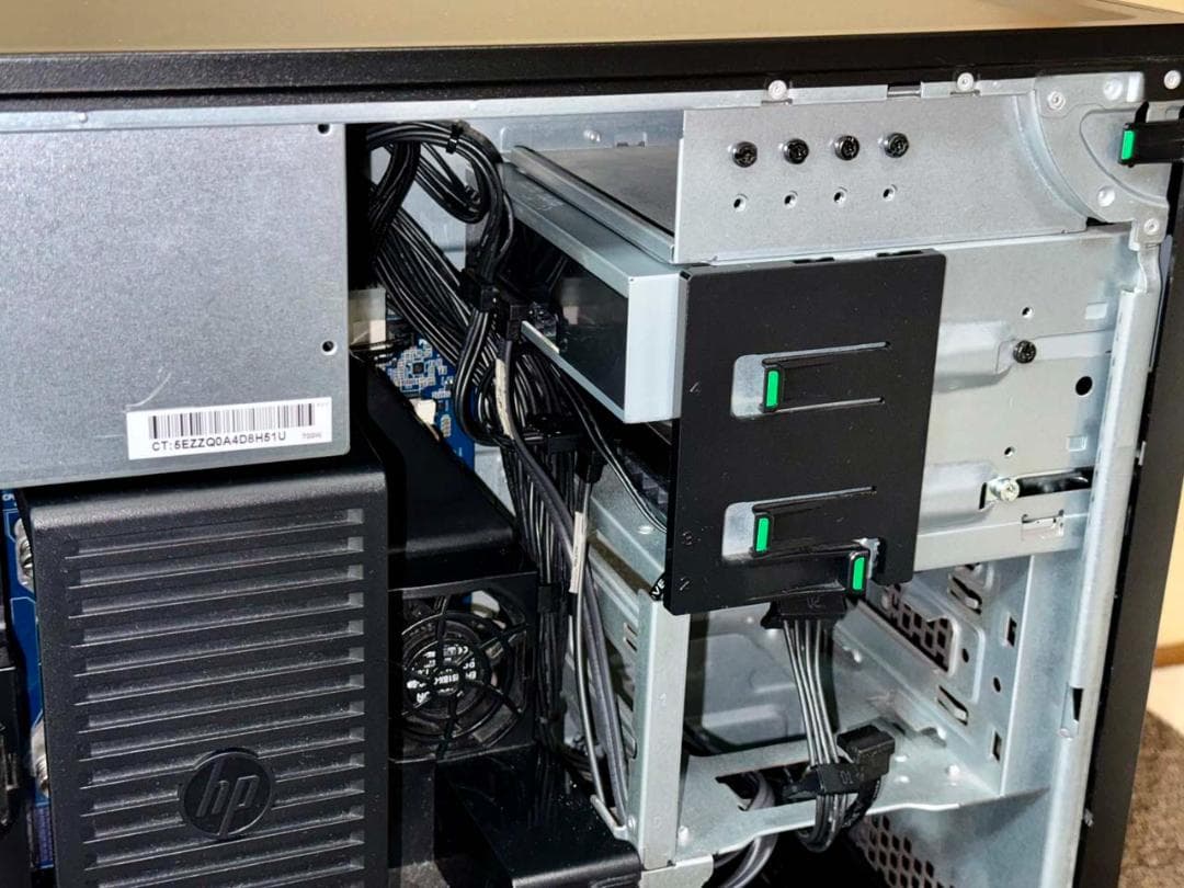 HP Z440 E5-1603v3 2.8GHz 32GB 2TB HDD搭載！