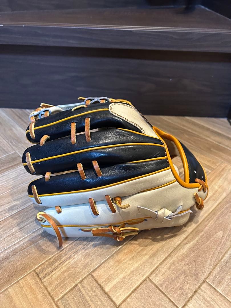 《最終値下げ》和牛JBオーダグローブ　硬式用
