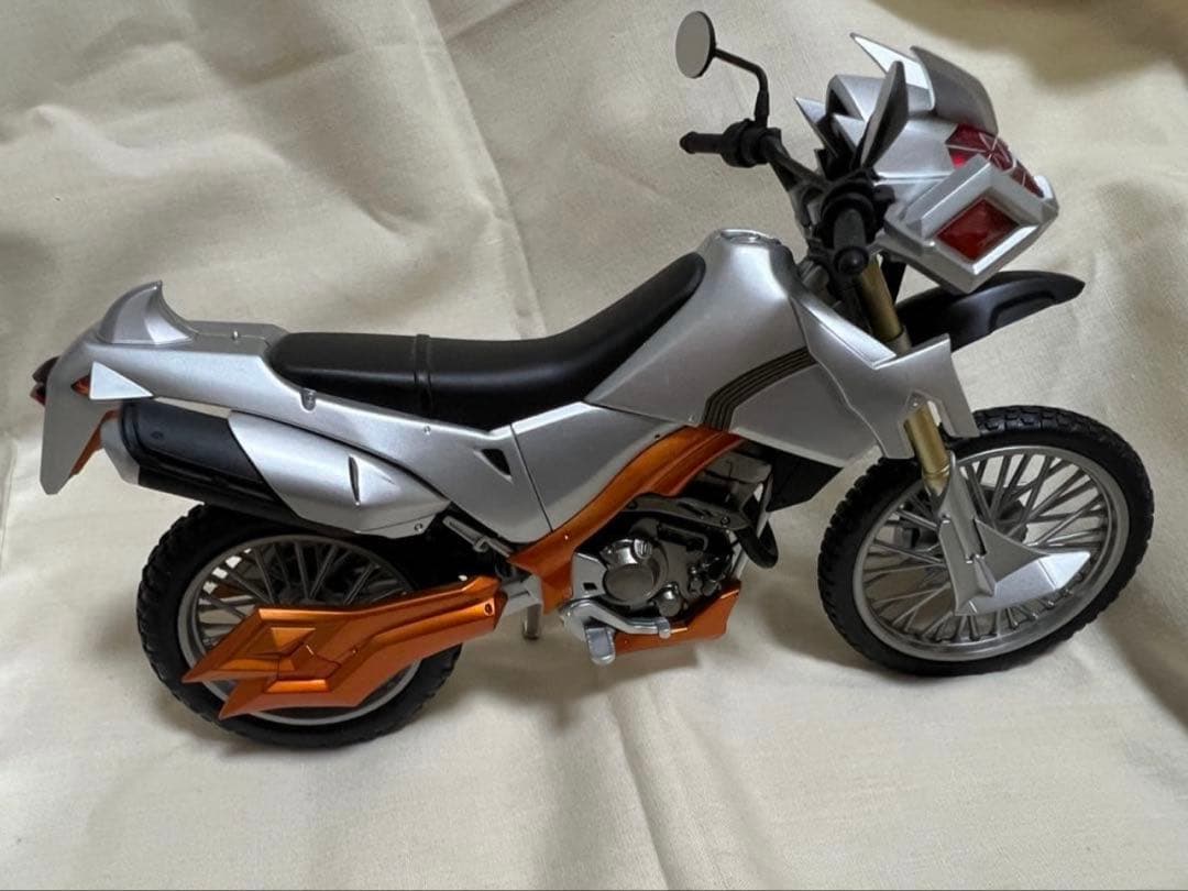 S.H.Figuarts 仮面ライダーウィザード 真骨彫 マシンウィンガー