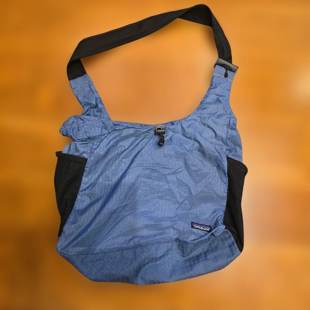 パタゴニア ライトウェイト トラベル クーリエ ブルー - メルカリ