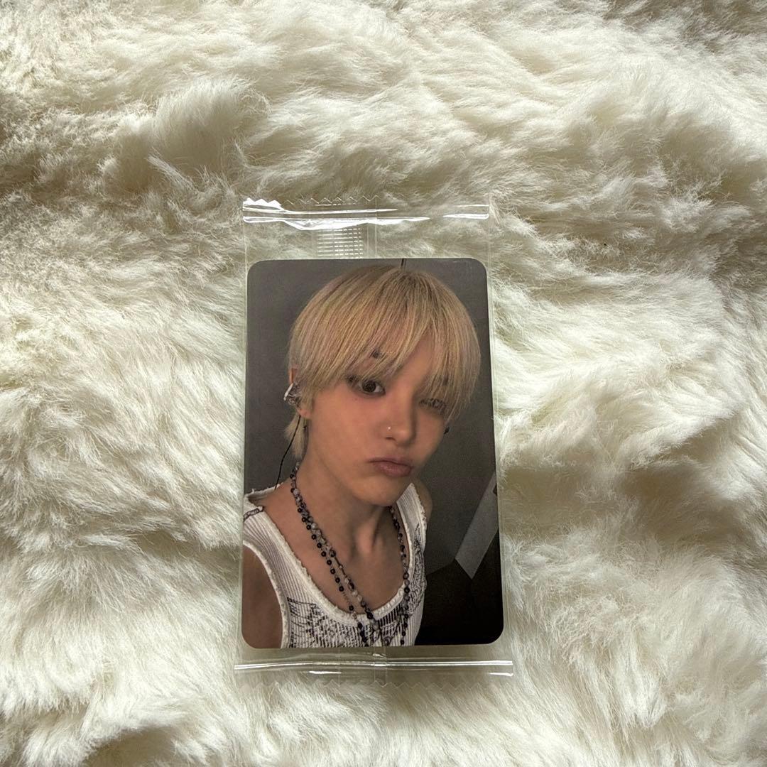 treasure ジフン ktown4uトレカ - メルカリ