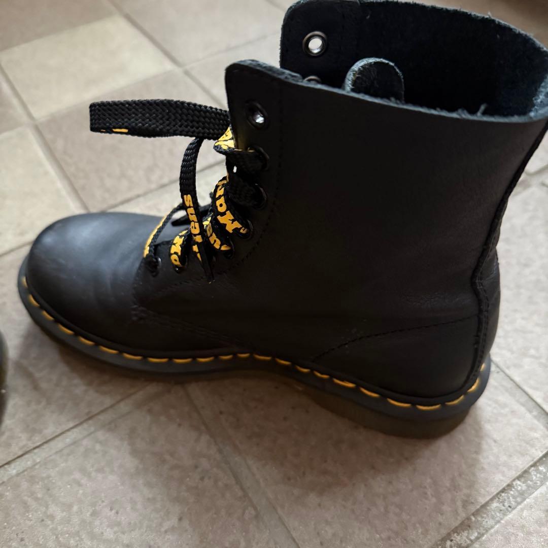 LAICA様 ドクターマーチン レディース 24センチ - 靴最 安値
