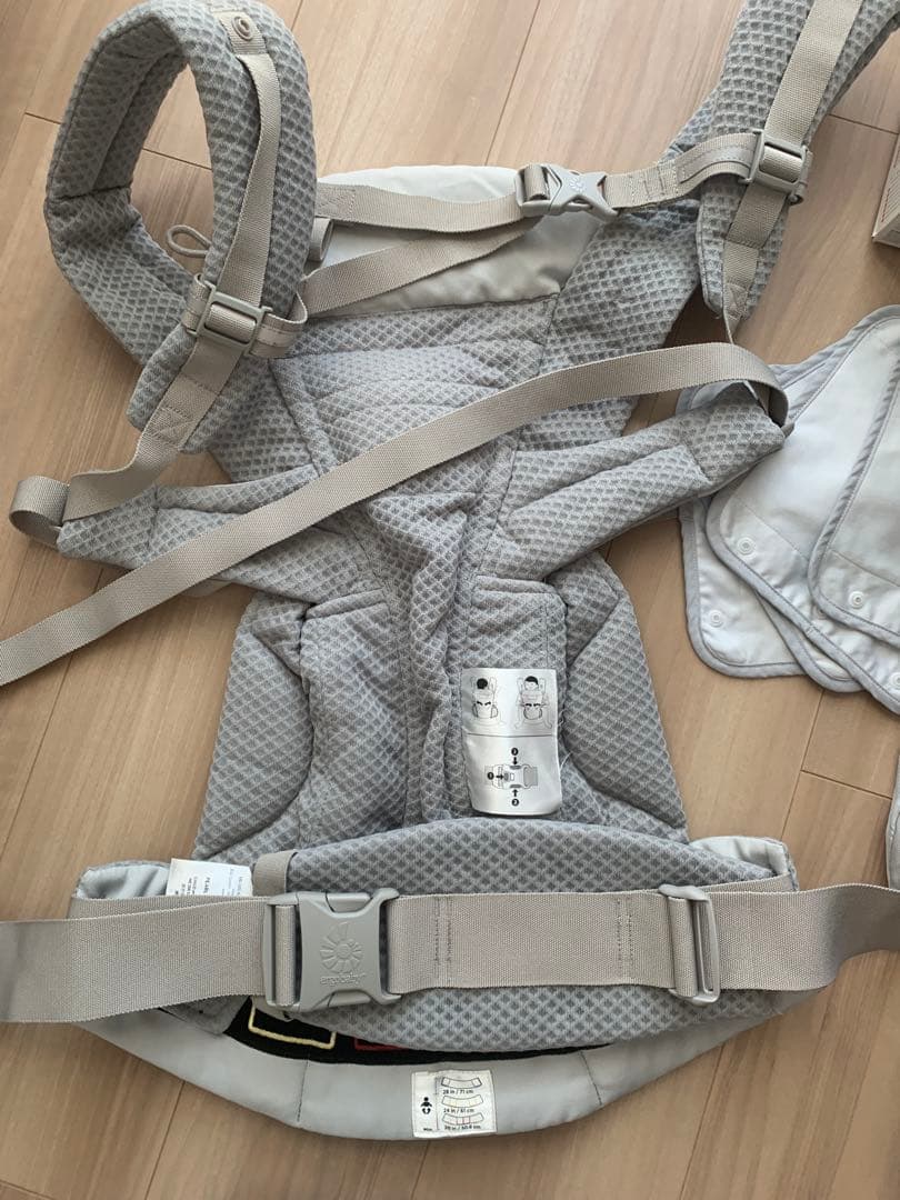 エルゴ】抱っこ紐+公式肩カバー2組