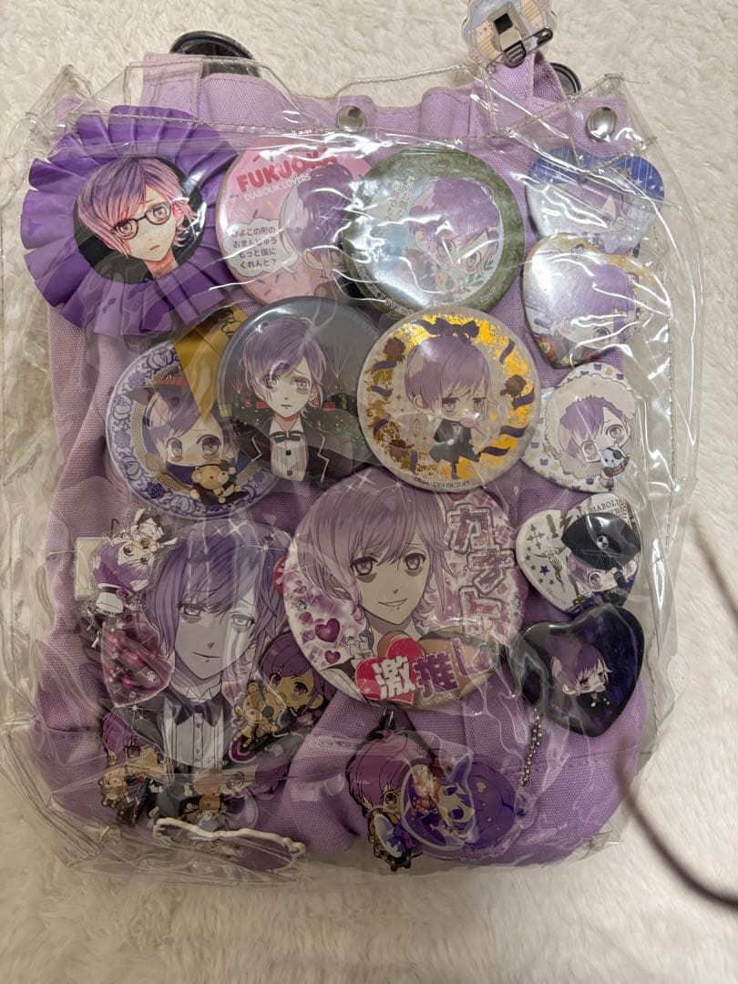 逆巻カナト 缶バッジ、アクキー、ラバストまとめ