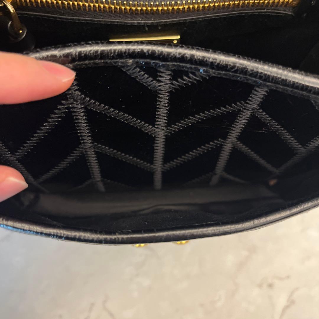 美品）miumiu ショルダーバッグ 5BD161 クロスボディ - メルカリ