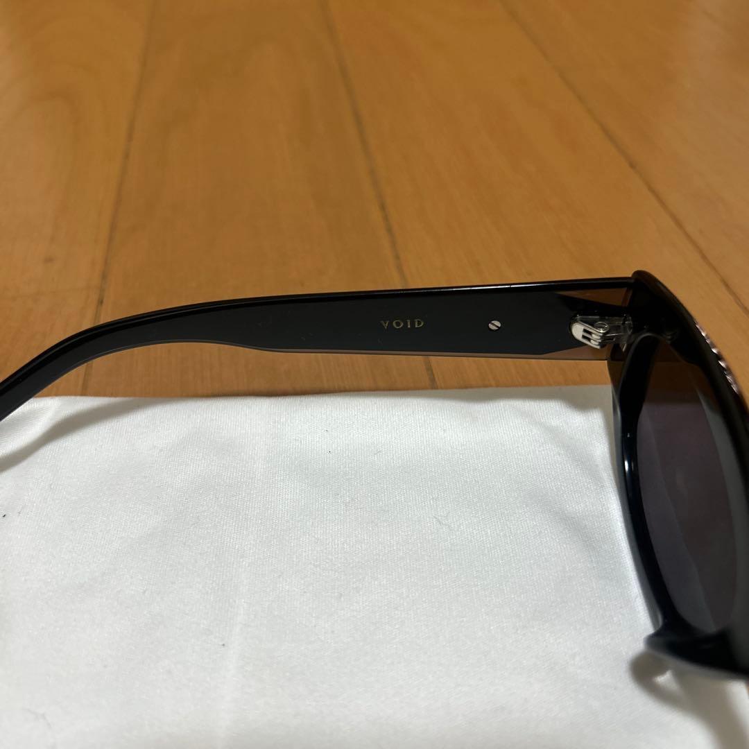 GENTLE MONSTER VOID ブラックサングラス ブランド