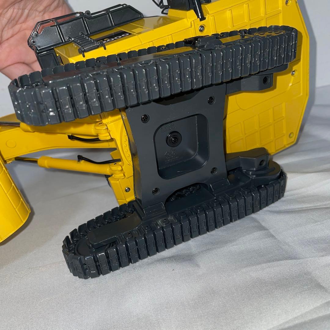 現状品】コマツ建機 PC2000-8 バケット仕様 1/50 - メルカリ