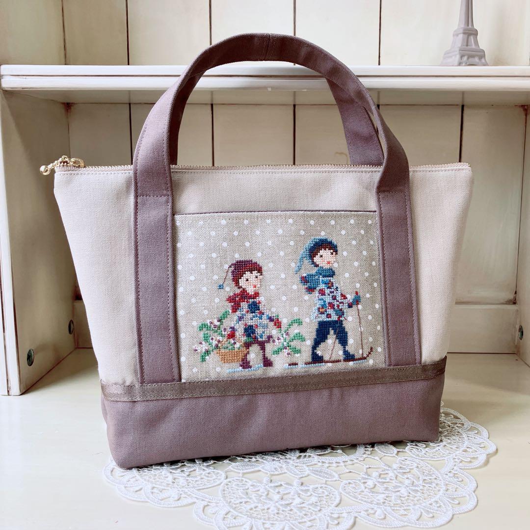 新作✦クロスステッチ❤︎ファスナーバッグ　ハンドメイド サモイロフ クロスステッチ❤︎本革持ち手トートバッグ サモイロフ ハンドメイド