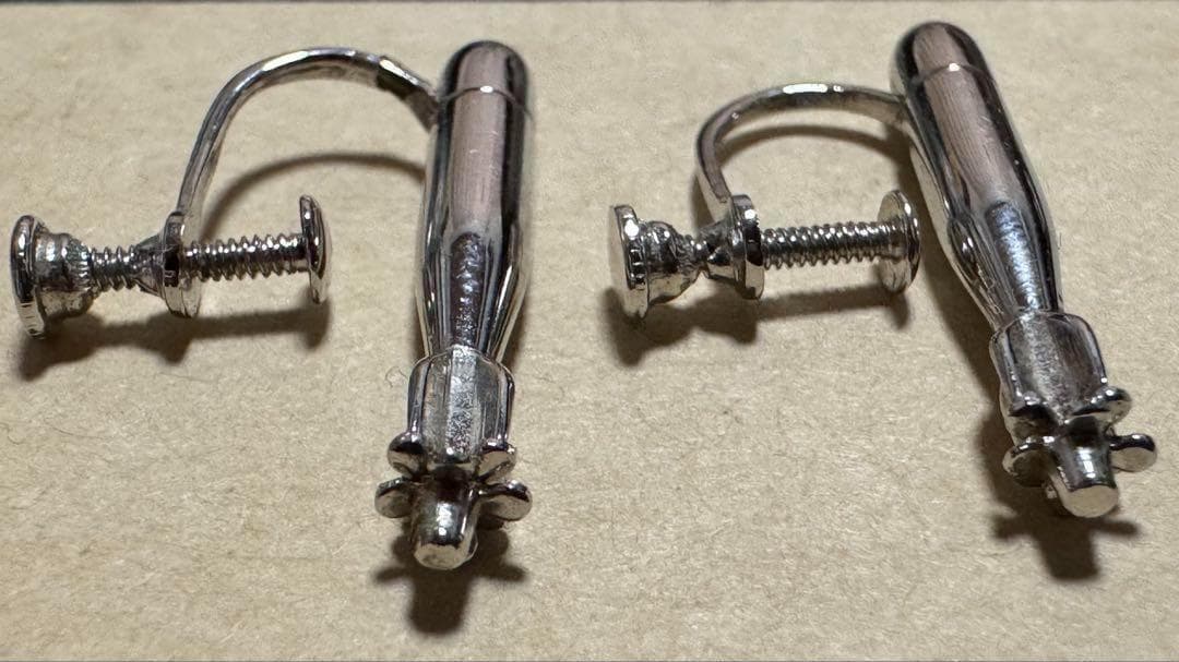 米軍 実物 SWEETHEART JEWELRY 魚雷イヤリング - メルカリ