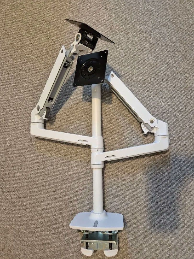 エルゴトロン LX デュアルダイレクトアーム ホワイト Amazon.co.jp