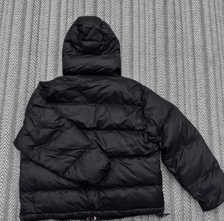 Stussy ブラック ピンク ダウンジャケット M - メルカリ