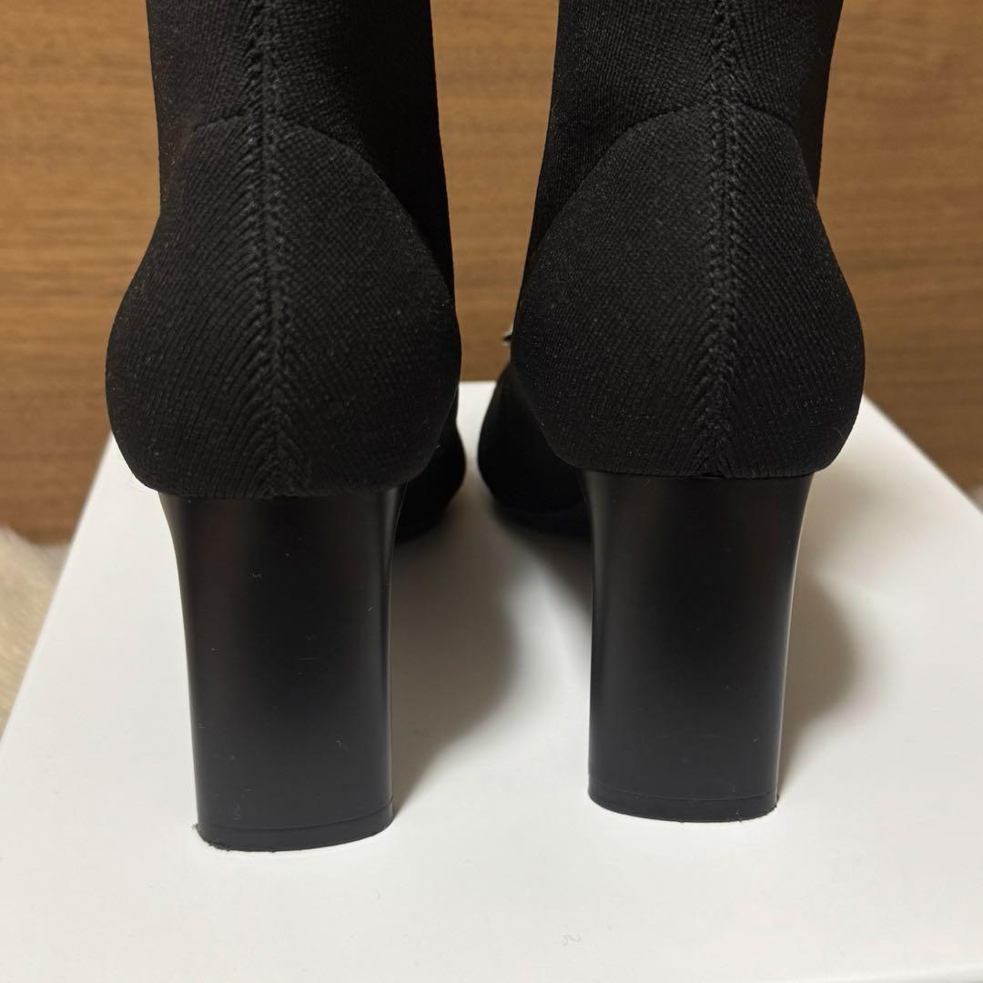 限定値下げ中 極美品 diana ビジューバックル付きニットブーツ 23.5cm
